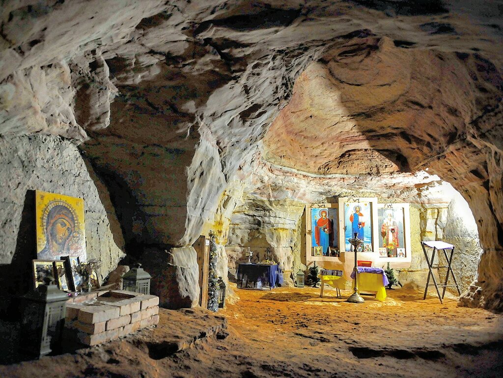 Концерт в пещере